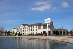 Отель Baymont Inn & Suites by Wyndham Findlay  Финдли